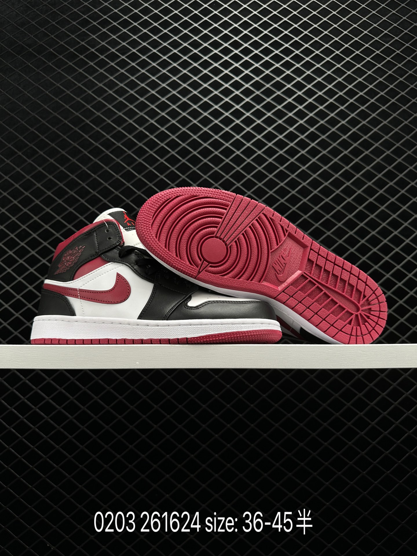 Air Jordan 1 Mid“Light Smoke Grey”